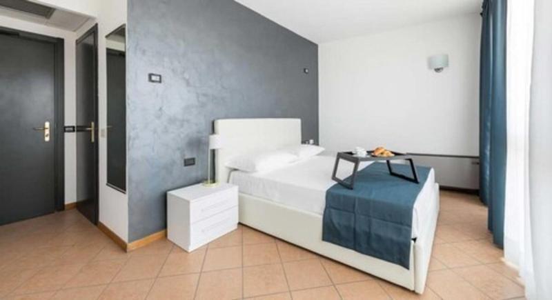 Lake Como Golf Hotel Figino Serenza Bagian luar foto