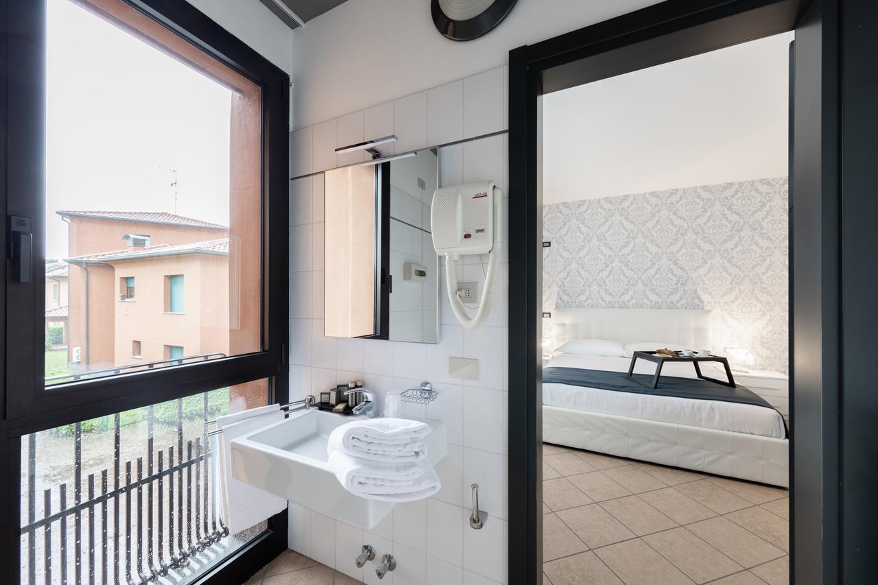 Lake Como Golf Hotel Figino Serenza Bagian luar foto